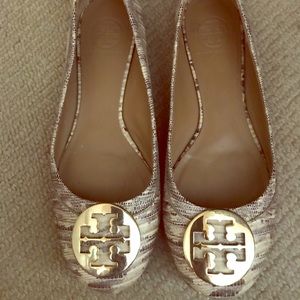 Barely used Tory Burch flats size 8